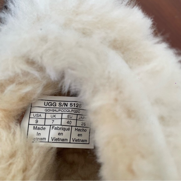 UGG Women’s Coquette Chestnut Brown Sheepskin Lined Mule Clogs - Picture 9 of 9